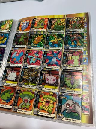 Álbum Pokémon Staks Panini