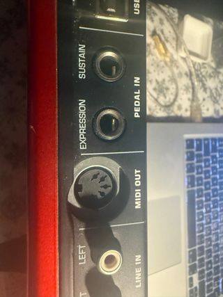 Behringer UMA25S Teclado Controlador MIDI