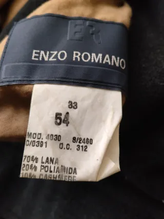 Abrigo Enzo Romano Negro y Beige