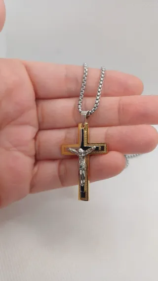 Cadena y Cruz Acero y Chapado Oro 18k