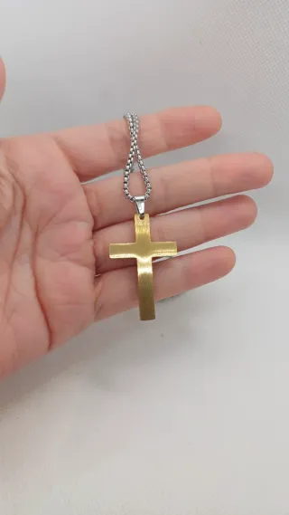 Cadena y Cruz Acero y Chapado Oro 18k