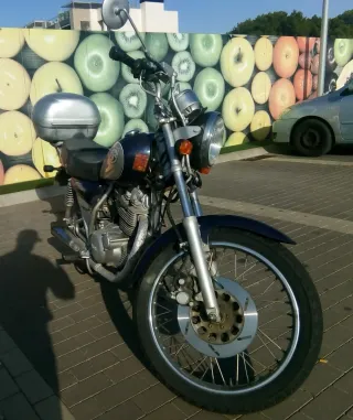 Motocicleta Yamaha sr classic 250 Azul