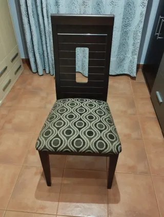 Silla de madera