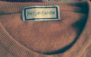 Jersey YVES Saint Laurent Beige y Polo LACOSTE