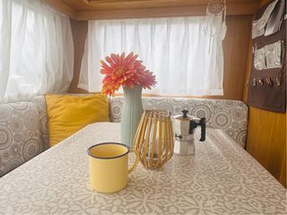 Caravana Dethleffs 4 plazas