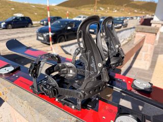 Splitboard Capita Neo Slasher + Fijaciones + Piele