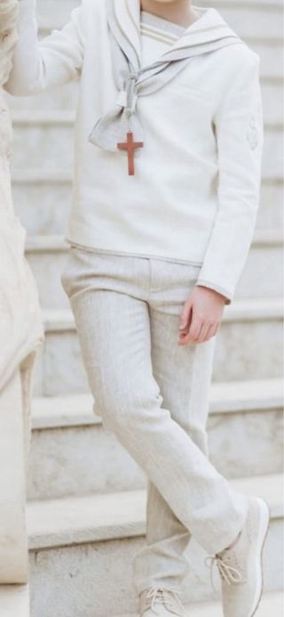 Traje comunión marinero beige y blanco
