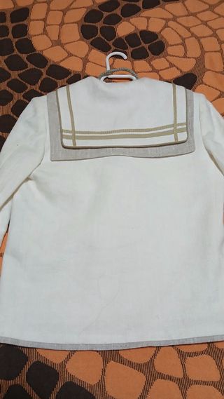 Traje comunión marinero beige y blanco