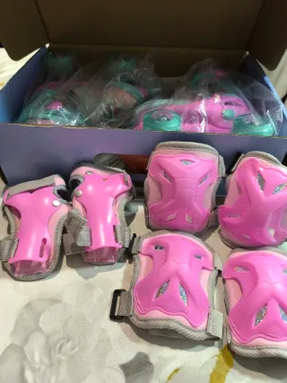 Patines 4 Ruedas Niña Luces Nuevos + protecciones