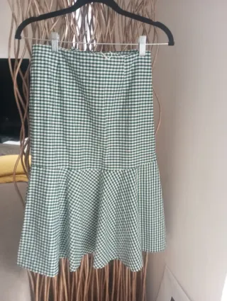 Falda Zara Asimétrica Cuadros Verde Talla XS