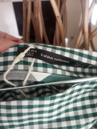 Falda Zara Asimétrica Cuadros Verde Talla XS