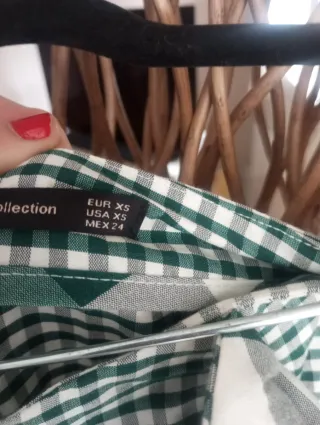 Falda Zara Asimétrica Cuadros Verde Talla XS