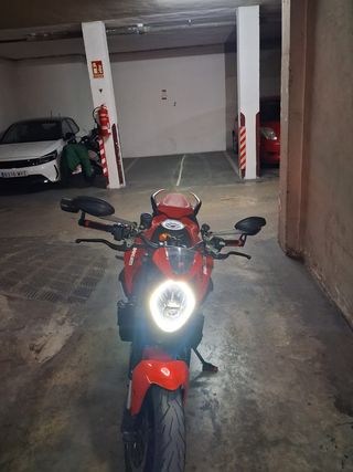Ducati monster 937  full equip