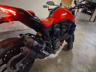 Ducati monster 937  full equip