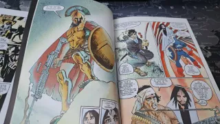 LOTE 2 NOVELAS GRAFICAS, V DE VENDETTA Y SIN CITY