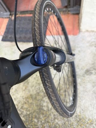 Bicicleta Eléctrica Kross Negra