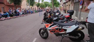 KTM 690 SMCR Supermoto Naranja/Blanco