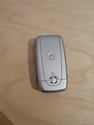 Motorola Plata y negro + cargador