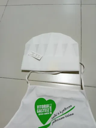 Tamburi giocattolo con bacchette