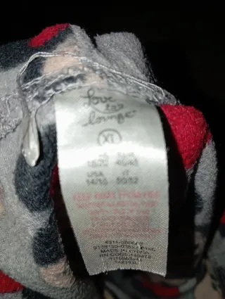 Pijama Mujer Minnie Mouse Rojo y Gris