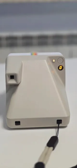 Cámara Polaroid Now Generation 3