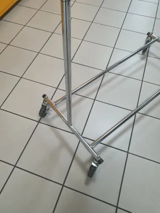 Perchero Burro Metálico Extensible profesional