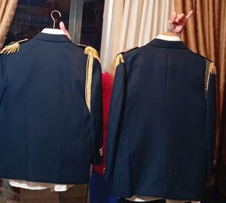 Traje de comunión niño azul y oro