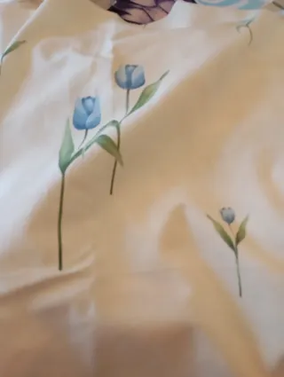 Cortinas de tela con estampado floral