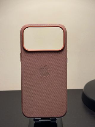 Funda para iPhone 17 Pro Max TechWoven marrón