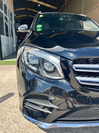 MERCEDES BENZ GLC 4MATIC AMG (IMPECABLE)