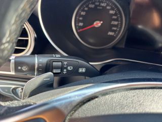 MERCEDES BENZ GLC 4MATIC AMG (IMPECABLE)