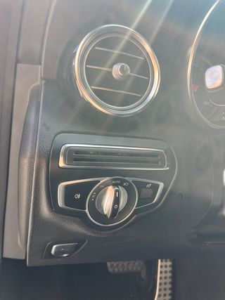 MERCEDES BENZ GLC 4MATIC AMG (IMPECABLE)