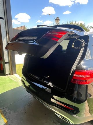 MERCEDES BENZ GLC 4MATIC AMG (IMPECABLE)