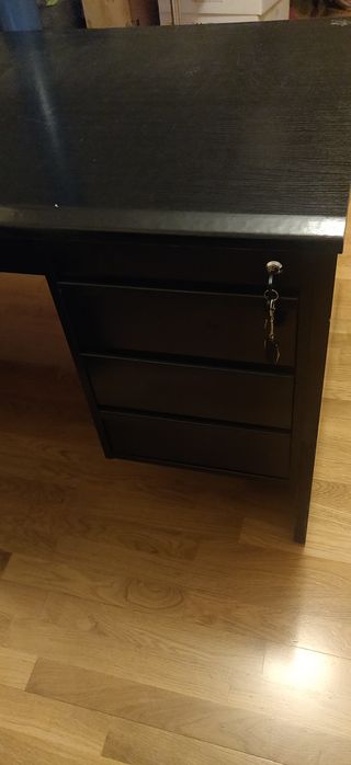 Mesa de oficina resistente