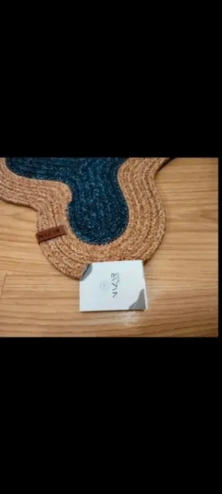 Cama y alfombra para mascotas de yute nazar rugs