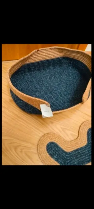 Cama y alfombra para mascotas de yute nazar rugs