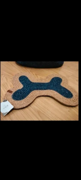 Cama y alfombra para mascotas de yute nazar rugs