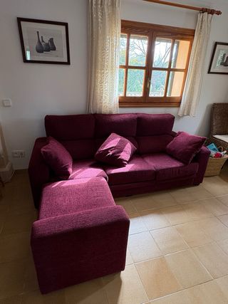 Sofá 3 plazas + Puff 2,25m
