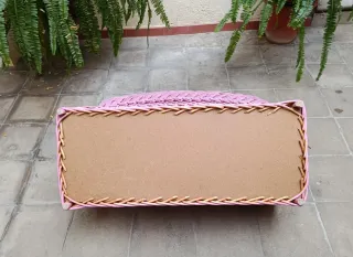 Baúl banco juguetero mimbre rosa estilo vintage