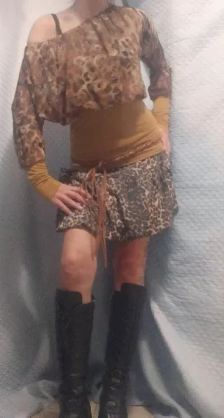 Completo Gonna e Maglietta con cintura intrecciata