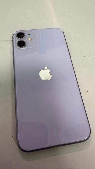 iPhone 11 Morado