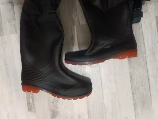 Pechera impermeable negra