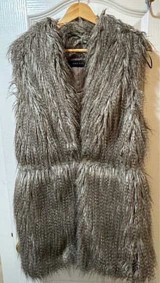 Chaleco Zara pelo sintético gris talla única