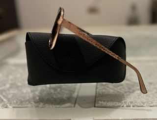 Gafas Guess Aviador Marrón y Dorado