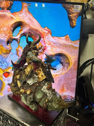 Héroe en Carro Tuskgor Warhammer Old World