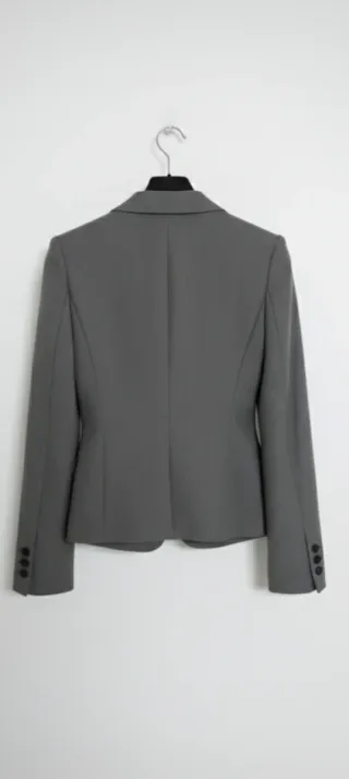 TRAJE DE CHAQUETA Y PANTALON DE MUJER COLOR GRIS