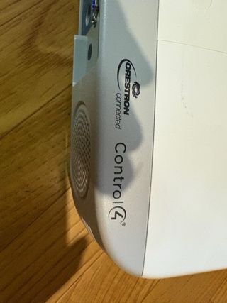 Pack Proyector Epson y Pantalla Retractil