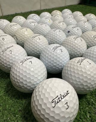 42 Bolas Titleist ProV1 Grado A/Perla