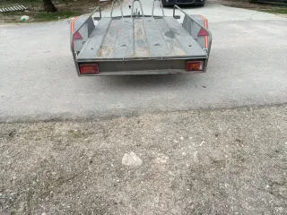 Remolque batea para motos