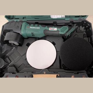 PULIDORA ENCERADORA BATERÍA 20V 4.0AH (A ESTRENAR)